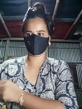 Snapshot of Sexy-Binita chatting on 10.29.25 Sexy-Binita online show from 10.29.25