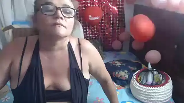 selenax2023 online show from 02.16.25