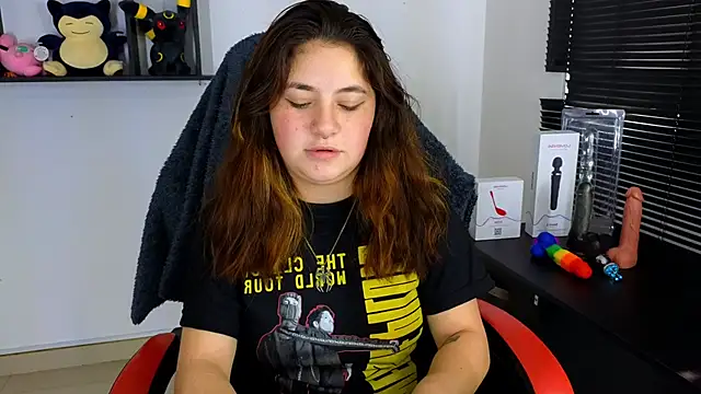 Snapshot of ann_bronw chatting on 01.17.25 ann bronw online show from 01.17.25