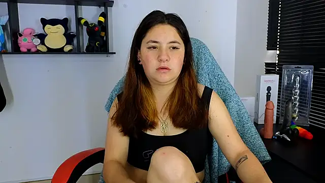 Snapshot of ann_bronw chatting on 02.05.25 ann bronw online show from 02.05.25
