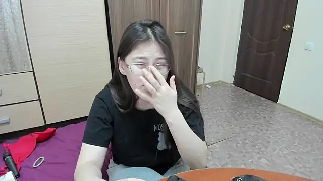 Snapshot of Riz_girl chatting on 02.10.25 Riz girl online show from 02.10.25
