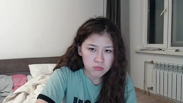 Snapshot of Riz_girl chatting on 09.12.25 Riz girl online show from 09.12.25