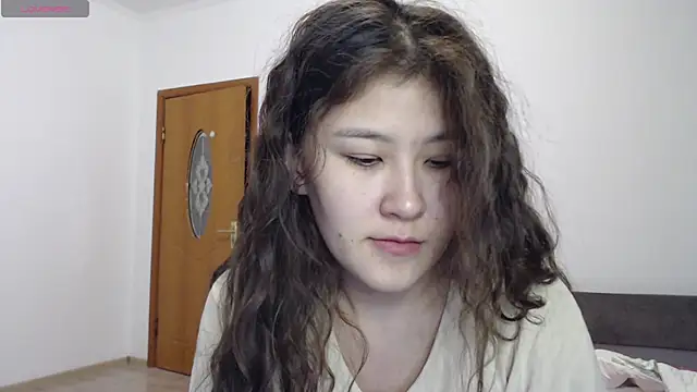 Riz girl online show from 10.05.25