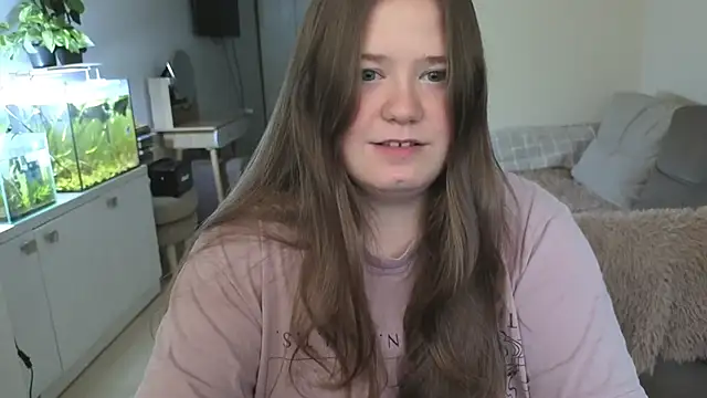 Snapshot of remirann_ chatting on 09.30.25 remirann  online show from 09.30.25