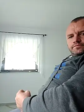 Adry1986 online show from 10.09.25