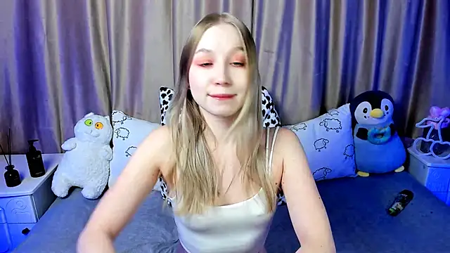 LilyStarlight online show from 12.14.24