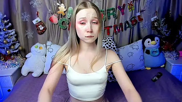 LilyStarlight online show from 12.21.24