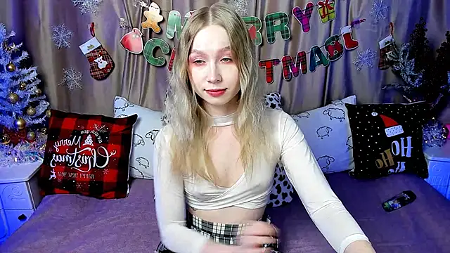 LilyStarlight online show from 12.22.24