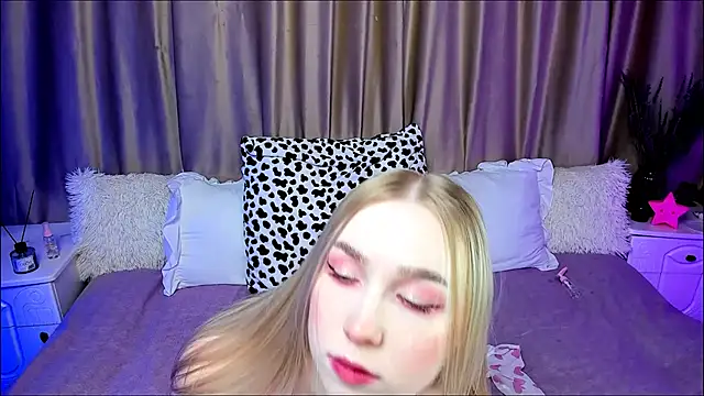 LilyStarlight online show from 09.14.25