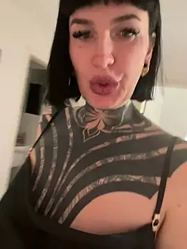 InkedBiitch online show from 03.06.25