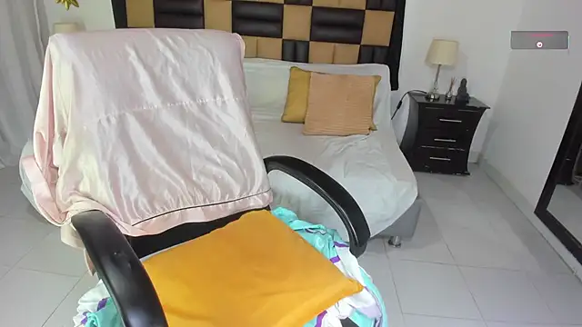 Snapshot of BarbieKano chatting on 10.03.25 BarbieKano online show from 10.03.25