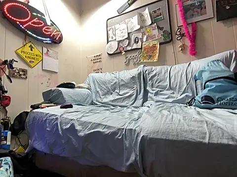 WhiteChocalate 69 online show from 11.25.25