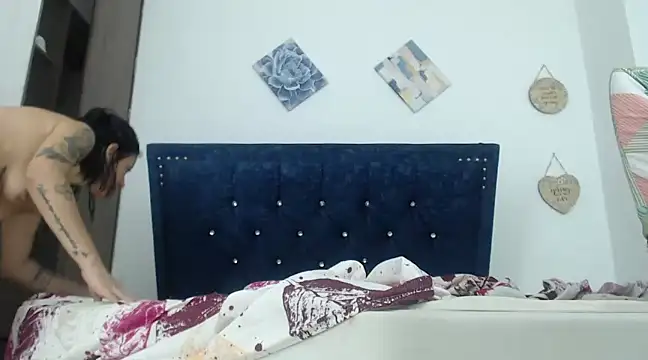 QueenSquirt  online show from 01.03.25