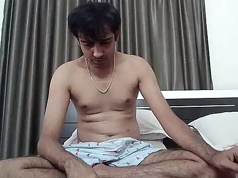 Snapshot of king_kong_india1 chatting on 02.11.25 king kong india1 online show from 02.11.25