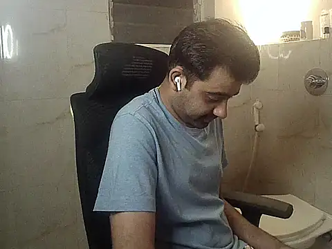 Snapshot of king_kong_india1 chatting on 10.01.25 king kong india1 online show from 10.01.25