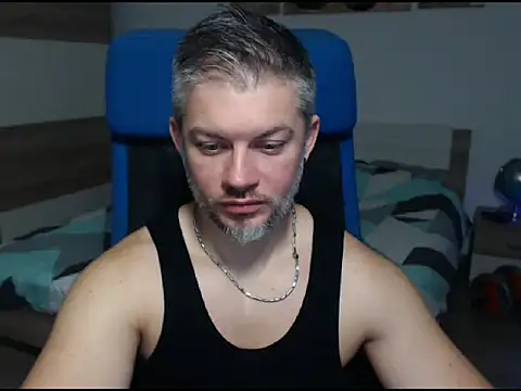 Snapshot of RobbyShawz chatting on 12.31.24 RobbyShawz online show from 12.31.24