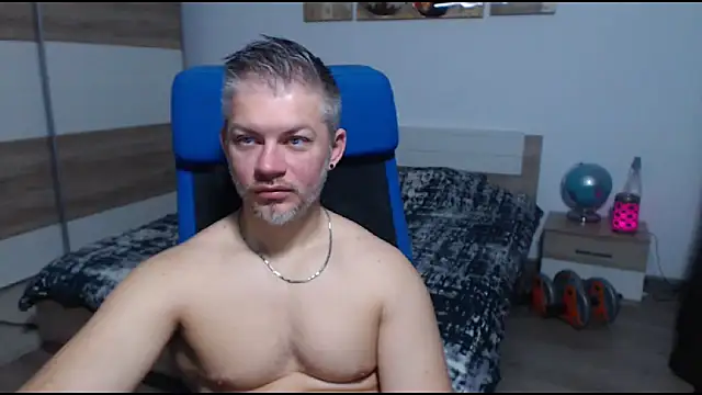 RobbyShawz online show from 11.08.25