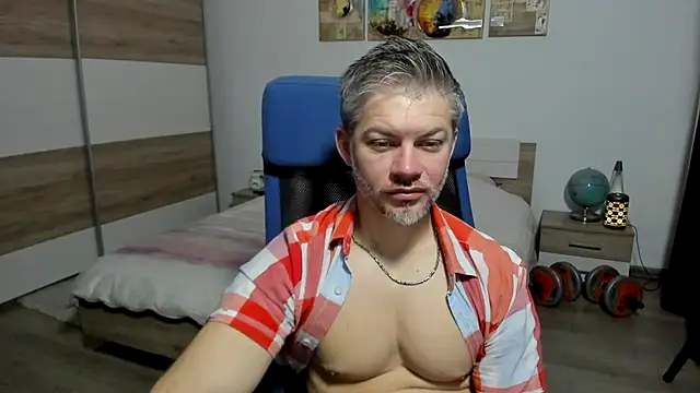 Snapshot of RobbyShawz chatting on 01.18.26 RobbyShawz online show from 01.18.26