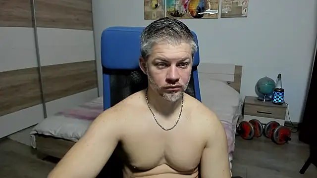 Snapshot of RobbyShawz chatting on 01.19.26 RobbyShawz online show from 01.19.26