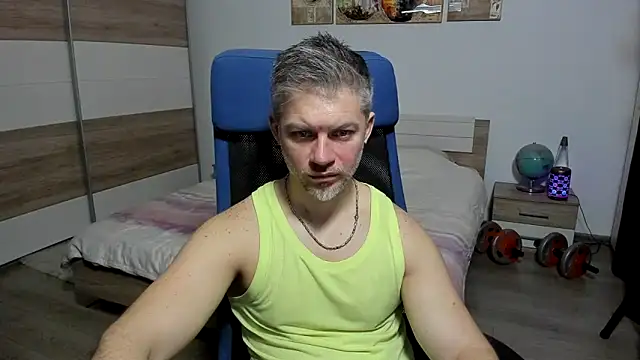 Snapshot of RobbyShawz chatting on 02.05.26 RobbyShawz online show from 02.05.26