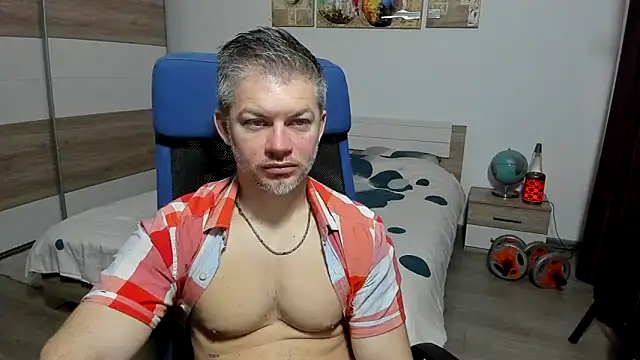 Snapshot of RobbyShawz chatting on 02.19.26 RobbyShawz online show from 02.19.26