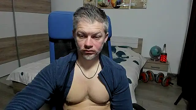 Snapshot of RobbyShawz chatting on 02.20.26 RobbyShawz online show from 02.20.26