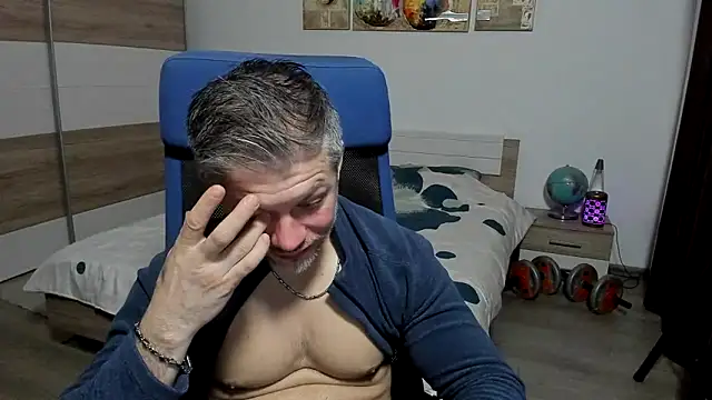 Snapshot of RobbyShawz chatting on 02.20.26 RobbyShawz online show from 02.20.26