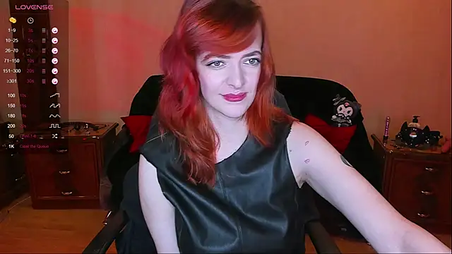 Mary Yolo online show from 12.07.24