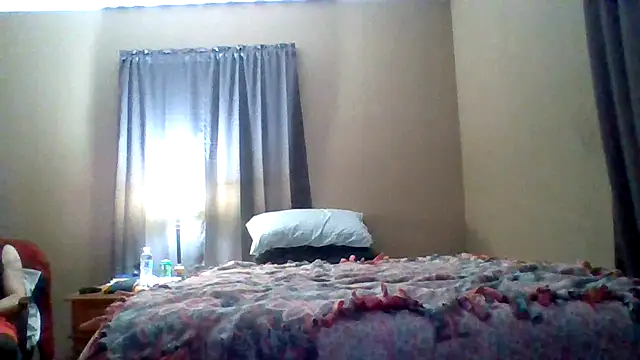 Snapshot of JoJoMonroe84 chatting on 02.19.26 JoJoMonroe84 online show from 02.19.26