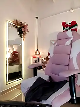 MariaPau 83 online show from 12.12.24