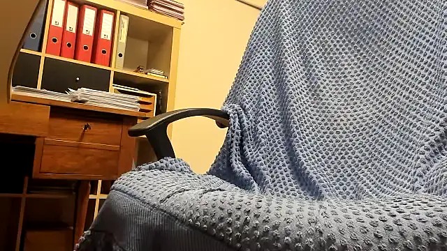 leccaleccafiga online show from 11.25.25