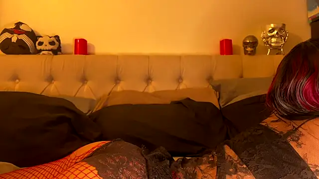 crystalxh online show from 04.15.26