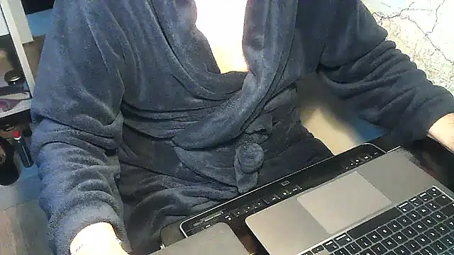 Snapshot of DUDURA@xh chatting on 12.05.24 DUDURAxh online show from 12.05.24