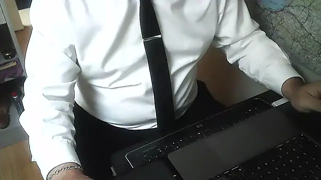 Snapshot of DUDURA@xh chatting on 01.07.25 DUDURAxh online show from 01.07.25