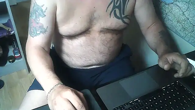 Snapshot of DUDURA@xh chatting on 09.09.25 DUDURAxh online show from 09.09.25