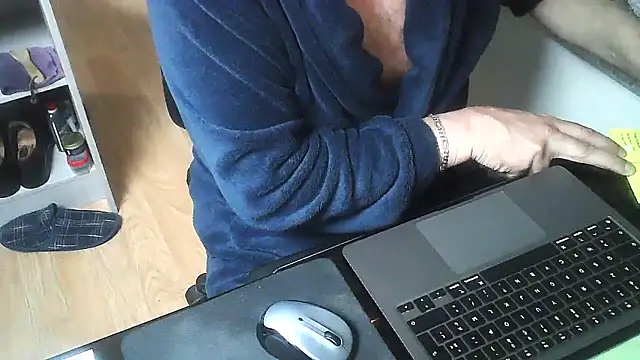 Snapshot of DUDURA@xh chatting on 02.26.26 DUDURAxh online show from 02.26.26