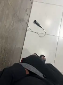 Snapshot of luciferdxm5 chatting on 12.30.24 luciferdxm5 online show from 12.30.24