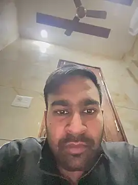 Snapshot of luciferdxm5 chatting on 02.10.25 luciferdxm5 online show from 02.10.25