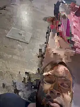 Snapshot of luciferdxm5 chatting on 02.10.26 luciferdxm5 online show from 02.10.26