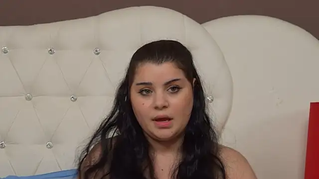 Snapshot of BustyMadison chatting on 12.15.24 BustyMadison online show from 12.15.24