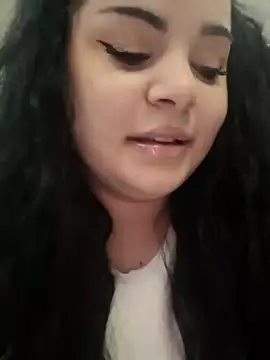 Snapshot of BustyMadison chatting on 12.24.24 BustyMadison online show from 12.24.24
