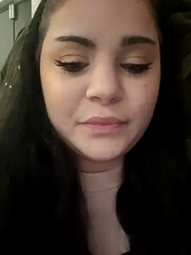 Snapshot of BustyMadison chatting on 12.31.24 BustyMadison online show from 12.31.24