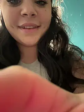 Snapshot of BustyMadison chatting on 01.11.25 BustyMadison online show from 01.11.25