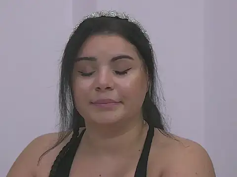 BustyMadison online show from 10.18.25