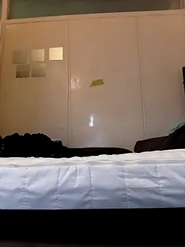 Hotarabicboy36y online show from 11.18.25