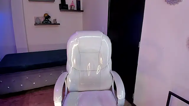 Catalinaa martinez online show from 02.11.25