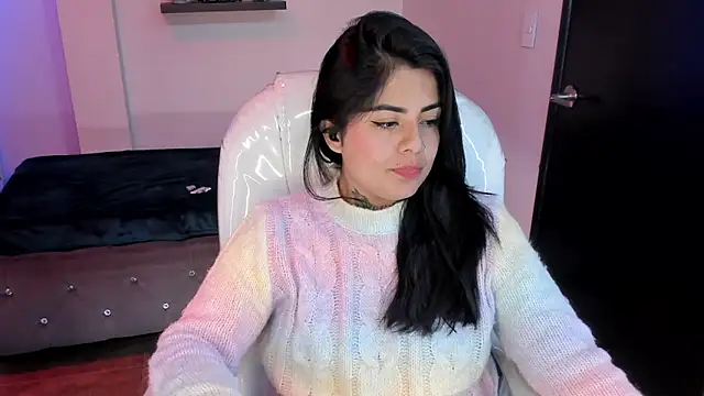 Catalinaa martinez online show from 02.25.25