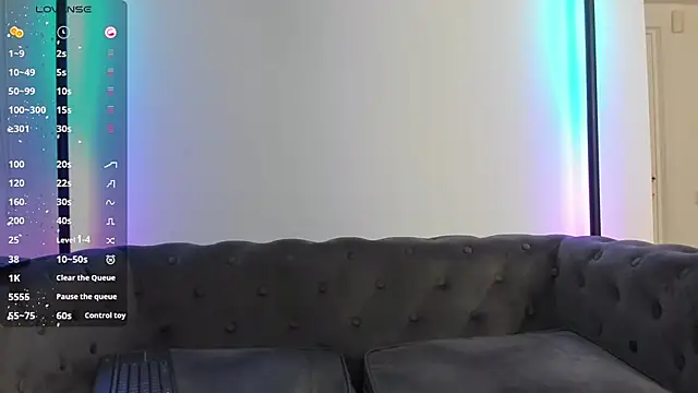 BiancaCruzzz online show from 09.18.25