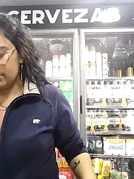 elektra 32 online show from 10.31.25