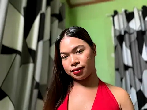 Snapshot of Kiana_Lee chatting on 11.14.25 Kiana Lee online show from 11.14.25